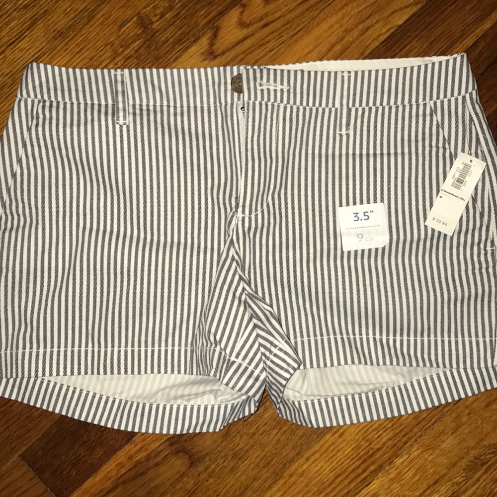 Sear sucker shorts NWT
